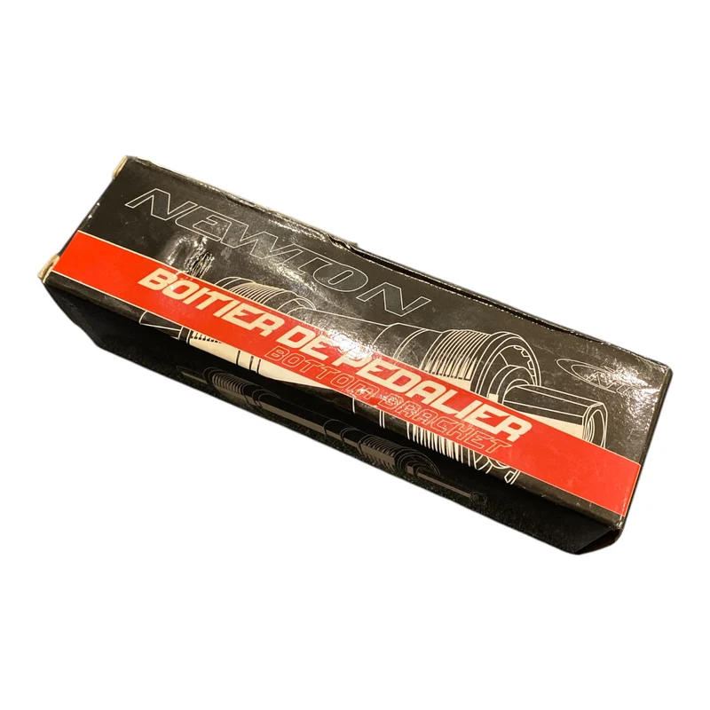 BOITIER PEDALIER NEWTON CARRE ALU A ROULEMENT 122mm FILETAGE ANGLAIS