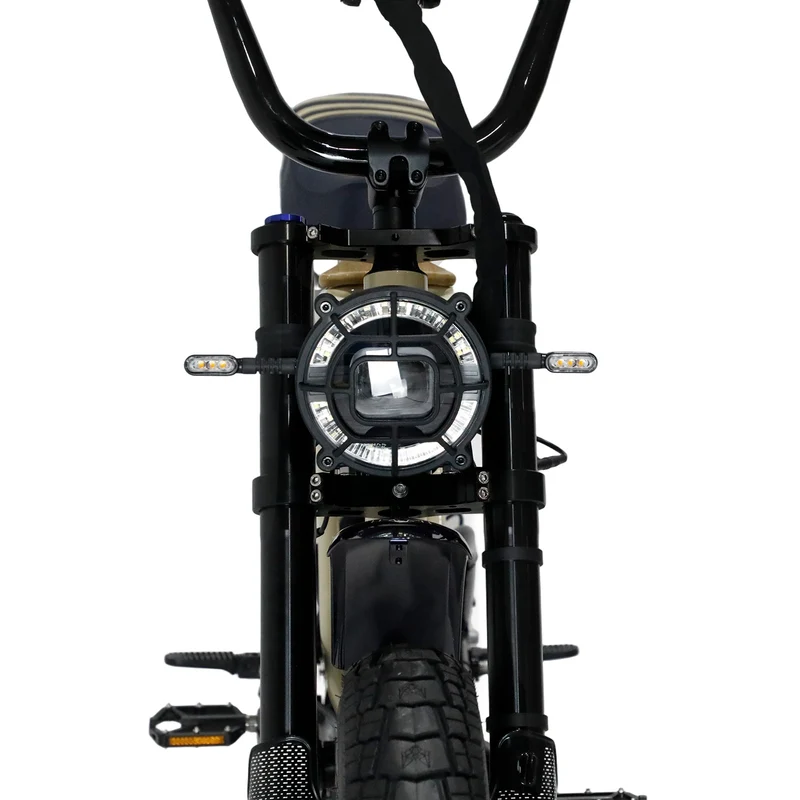 FATSTREET XTRAIL LIMITED - CARGO BIPLACE