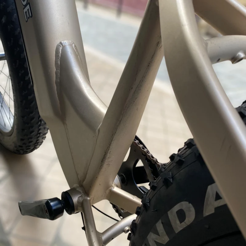 VTT Fatbike tout terrain d'occasion cadre ouvert