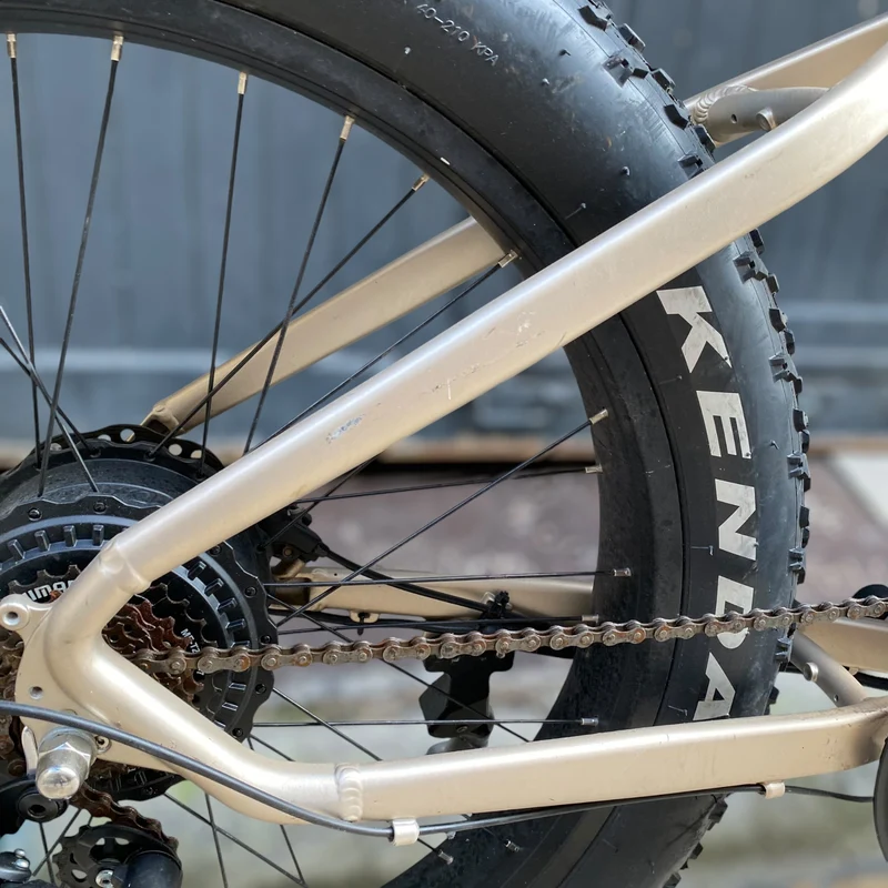 VTT Fatbike tout terrain d'occasion cadre ouvert