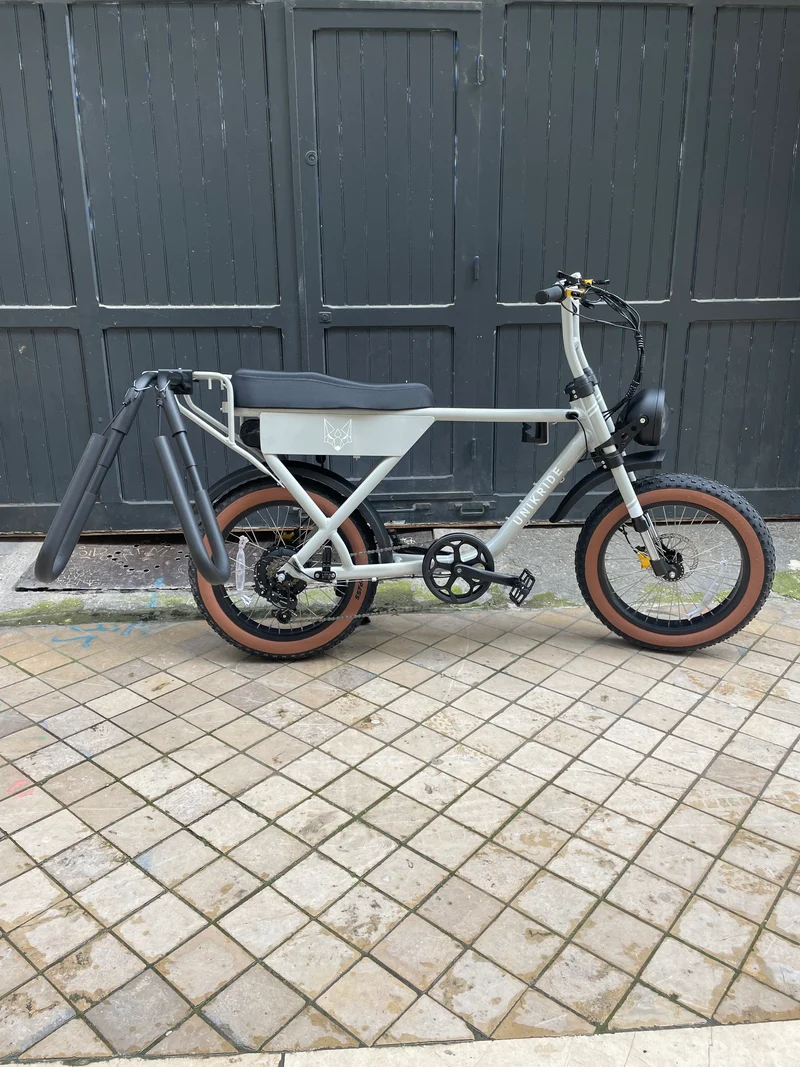 Porte surf pour vélo et moto