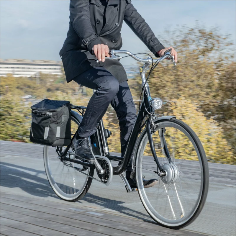 Model T 2025 - Momentum Electric