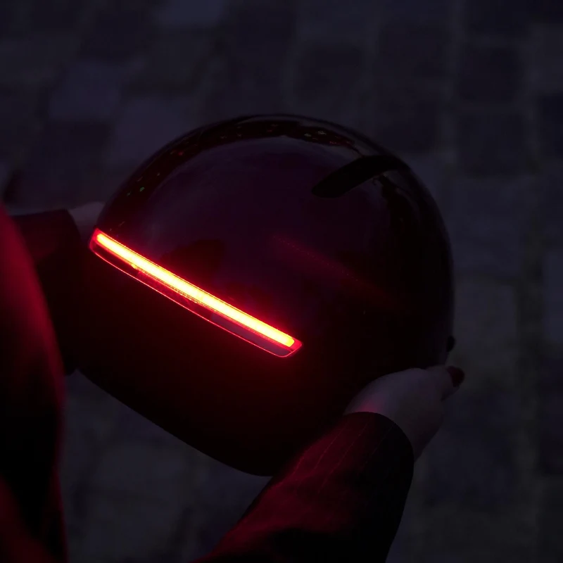 Overade LIFE - Casque Vélo Lumineux avec Clignotants
