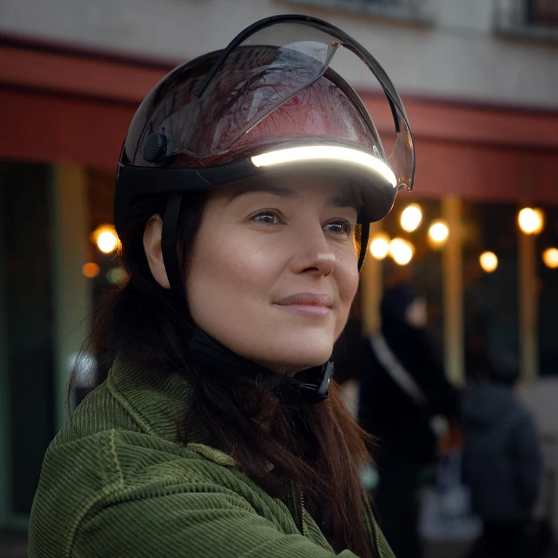 Overade LIFE - Casque Vélo Lumineux avec Clignotants