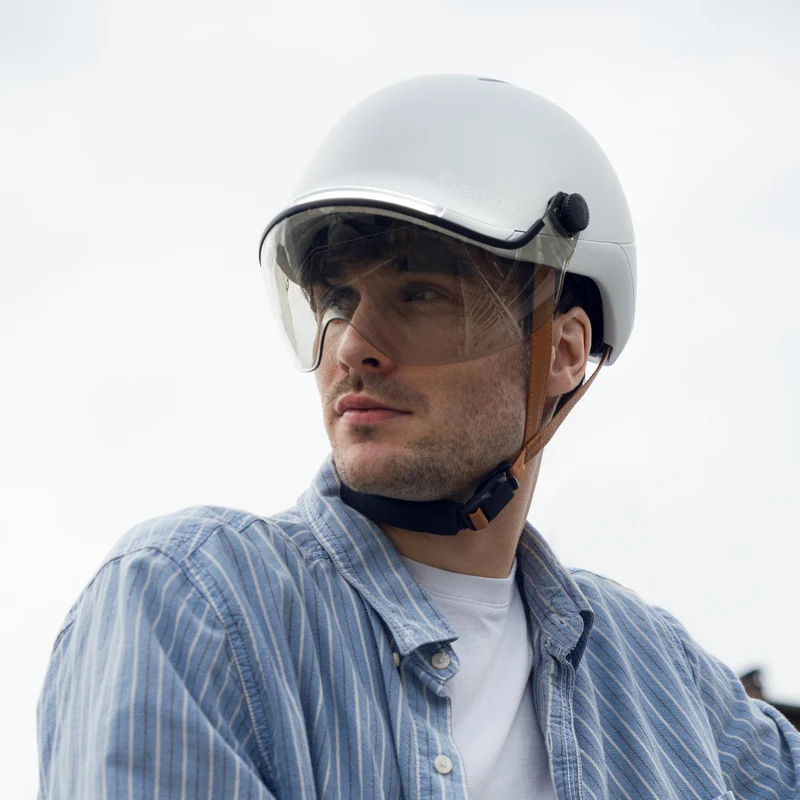 Overade LIFE - Casque Vélo Lumineux avec Clignotants