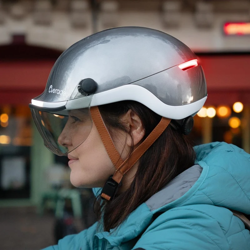 Overade LIFE - Casque Vélo Lumineux avec Clignotants