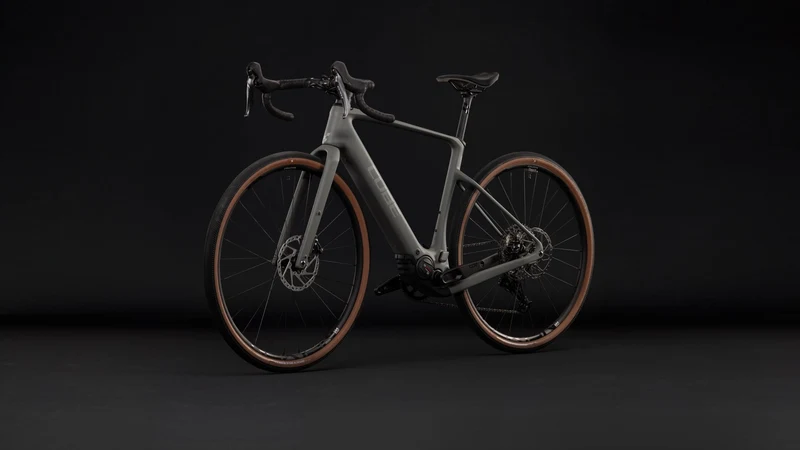 Cube | Nuroad Hybrid C:62 Race 400X (2027)