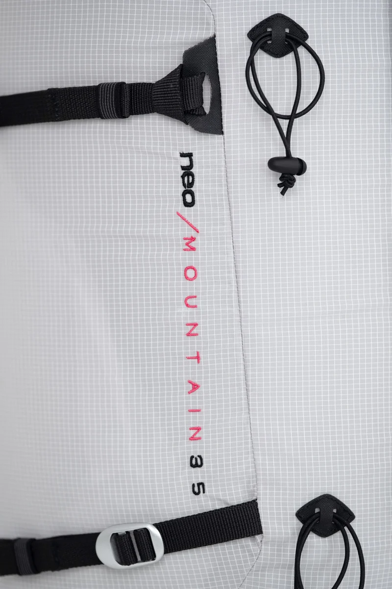 Sac à dos montagne technique NEO Mountain FEMME 25L / 35L