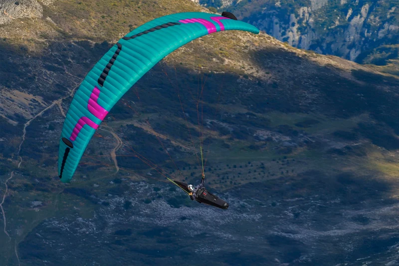 Ozone Delta 5 – Parapente EN-C de performance