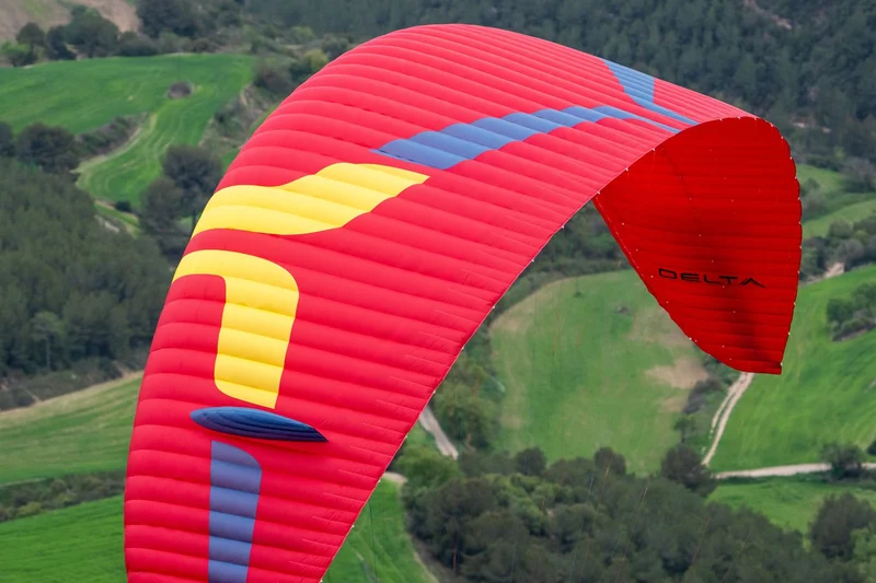Ozone Delta 5 – Parapente EN-C de performance