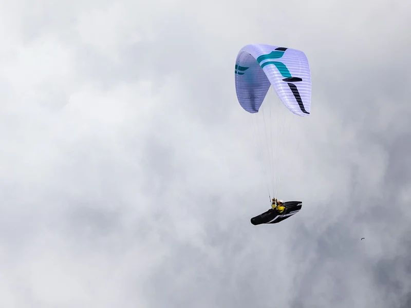 Ozone Alpina 5 – Parapente EN-C 2 lignes