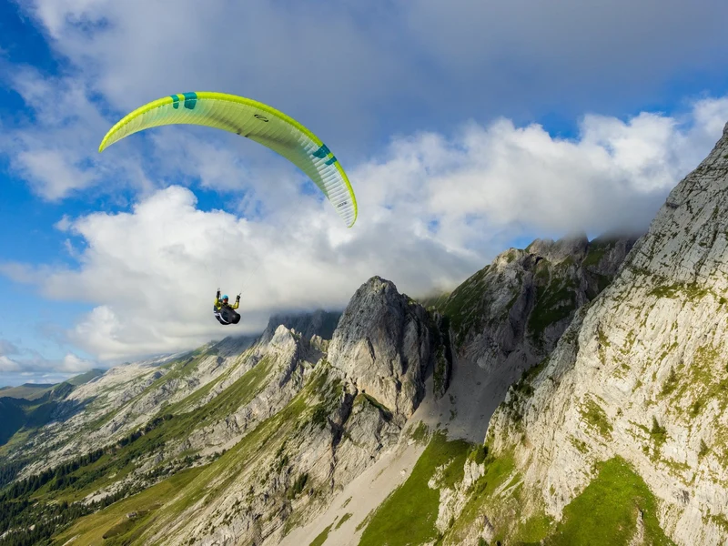 Ozone Alpina 5 – Parapente EN-C 2 lignes