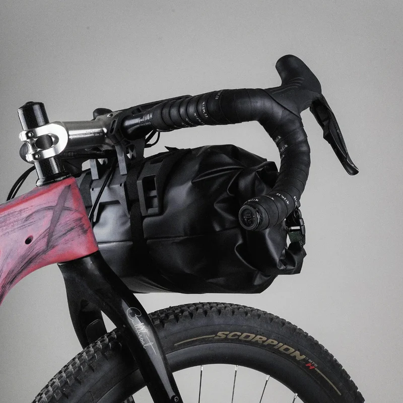 Sacoche de guidon bikepacking Trunk WP Miss Grape