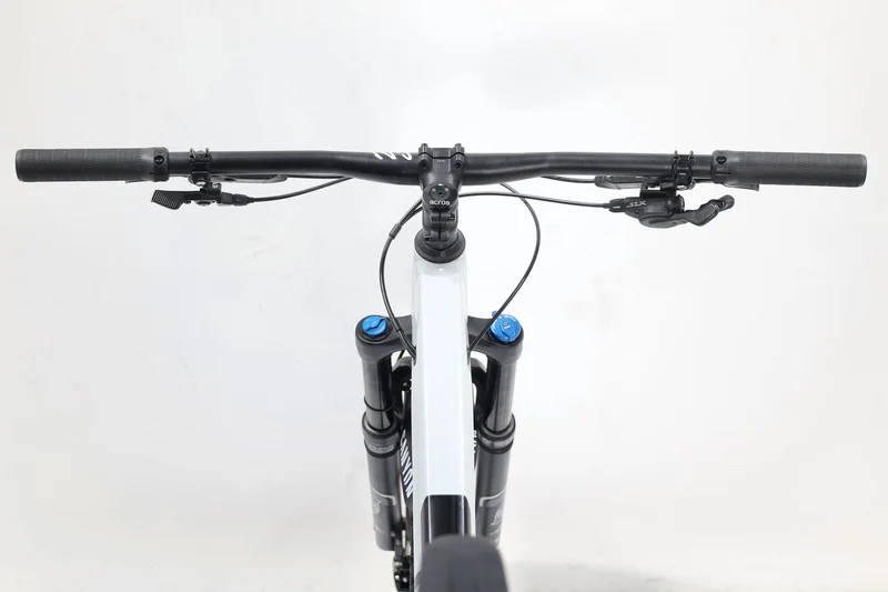 CANYON Neuron 6 2023 T.L