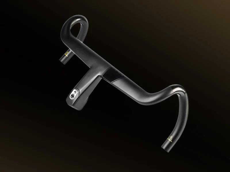 CC.01 Wide Integrated Carbon Handlebars