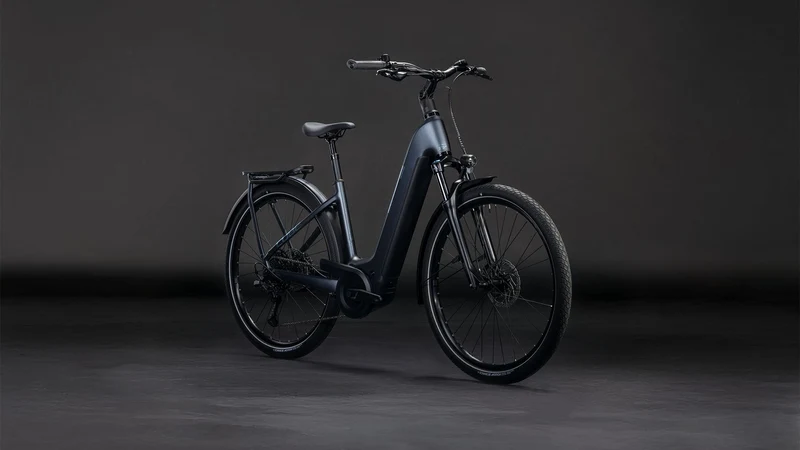 Cube | Kathmandu Hybrid one 800 lowstep