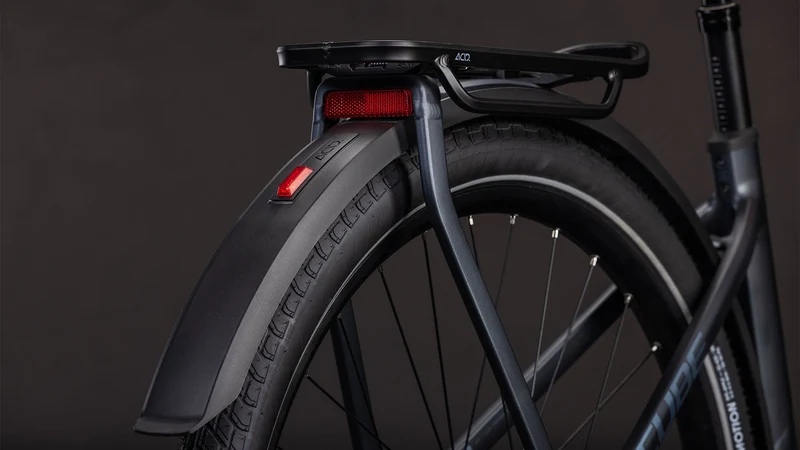 Cube | Kathmandu Hybrid one 800 lowstep