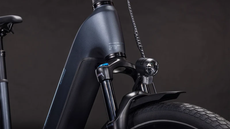 Cube | Kathmandu Hybrid one 800 lowstep