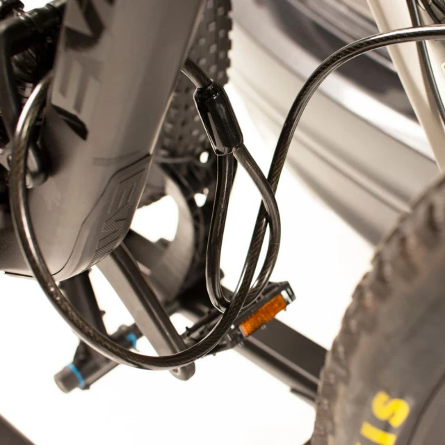 Rocky Mounts Backstage swing 2 inch bike rack