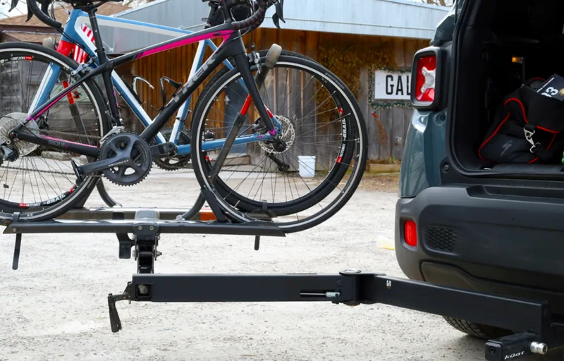Kuat Pivot v2 Swing Away 2 pouces côté conducteur