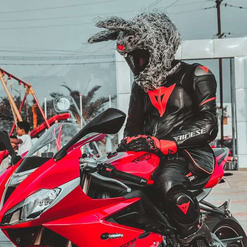 Couvre Casque Moto - Lapin maléfique