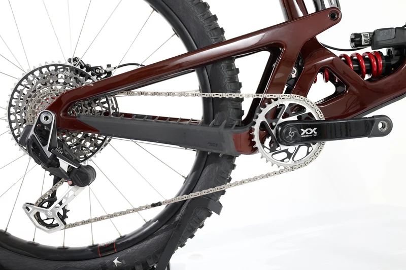 SANTA CRUZ Bronson CC Flight Attendant 2025 T.M