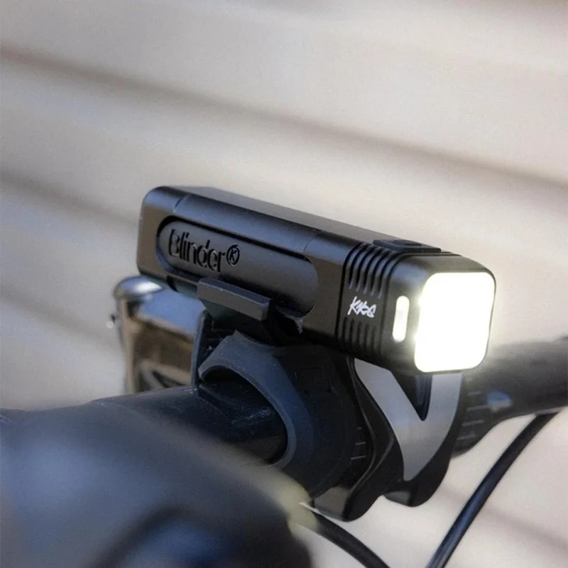 Kit éclairage vélo avant et arrière Blinder Pro 1000 et Blinder Rear Square