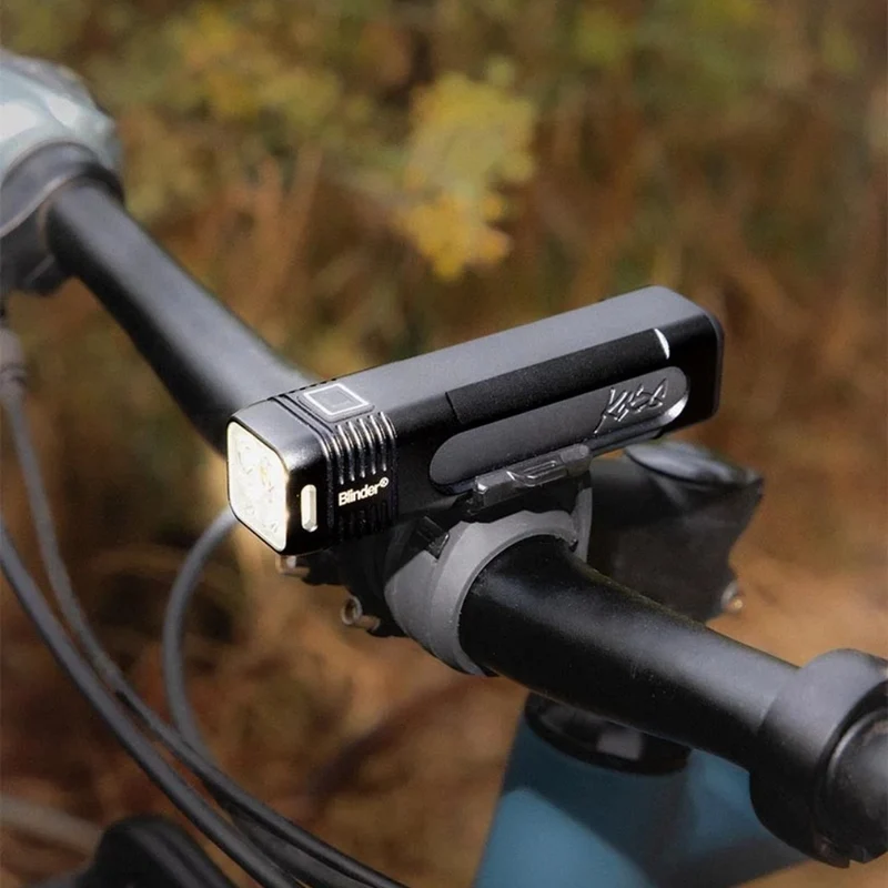 Kit éclairage vélo Knog Blinder 700 & Square Avant et Arrière
