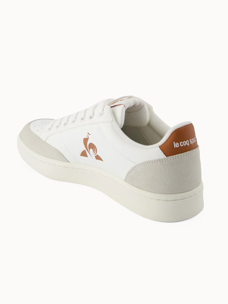 Sneakers de ville en cuir et détails suede Courtnet