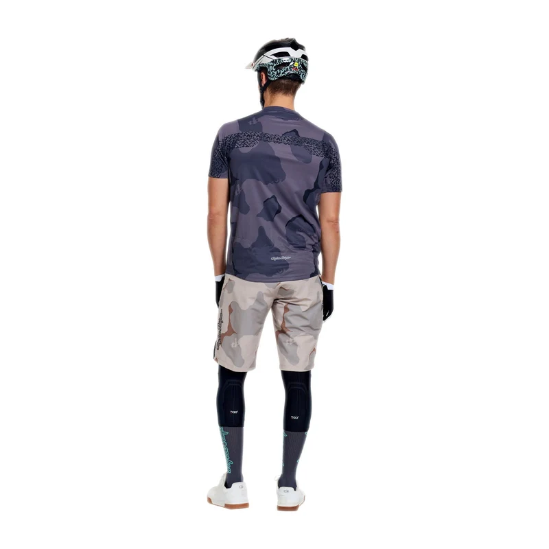 Skyline Pro Short Shell Flow Camo Pumice