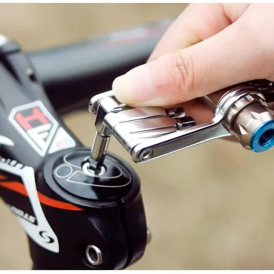 FixItAll™ | Kit reparation velo compact 16 en 1 pour des réparations rapides