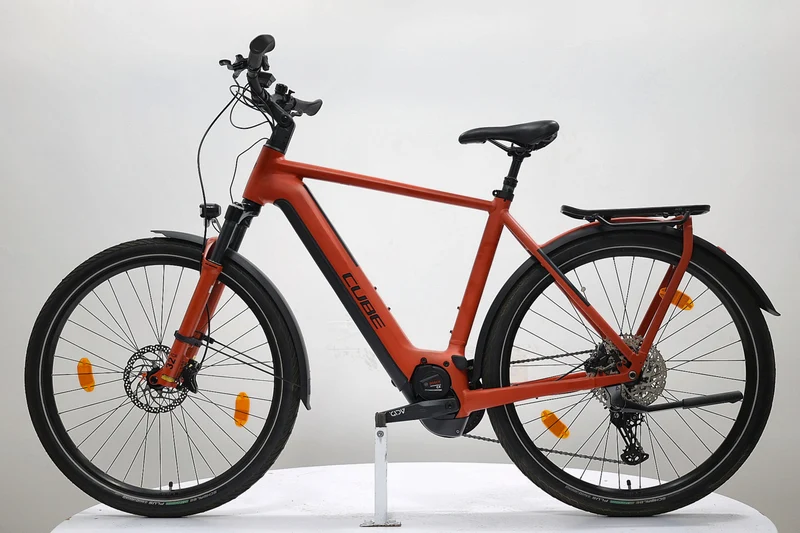 CUBE Kathmandu Hybrid EXC 2022 T.58