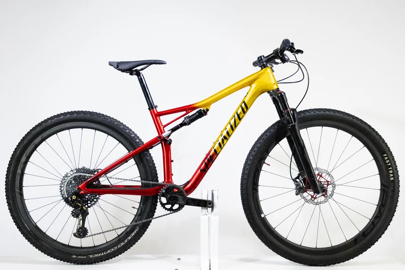 SPECIALIZED Epic Expert 2017 M 2271