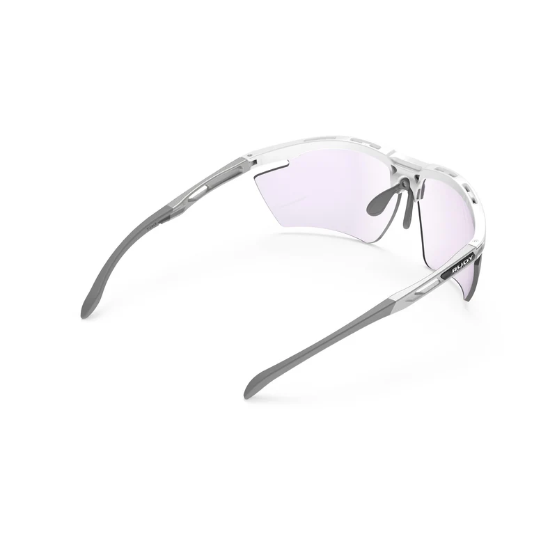 Magnus Photochromic