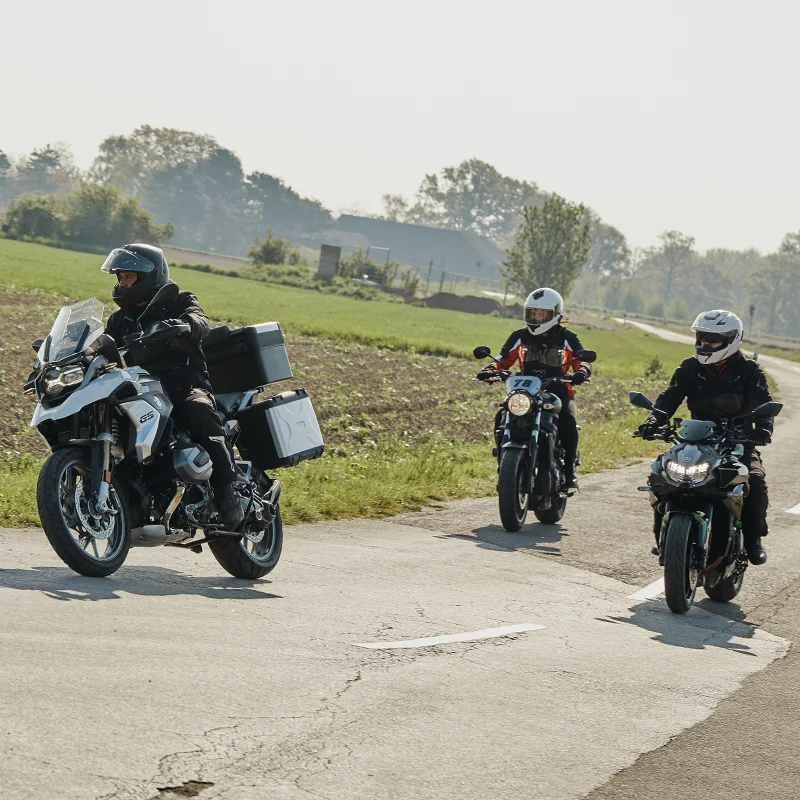 Impulse, Modular Motorcycle Smart Helmet with Mesh Intercom