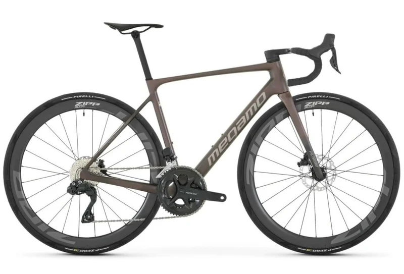 MEGAMO VELO ROUTE RAISE TLR 105 DI2 ROUES ZIPP