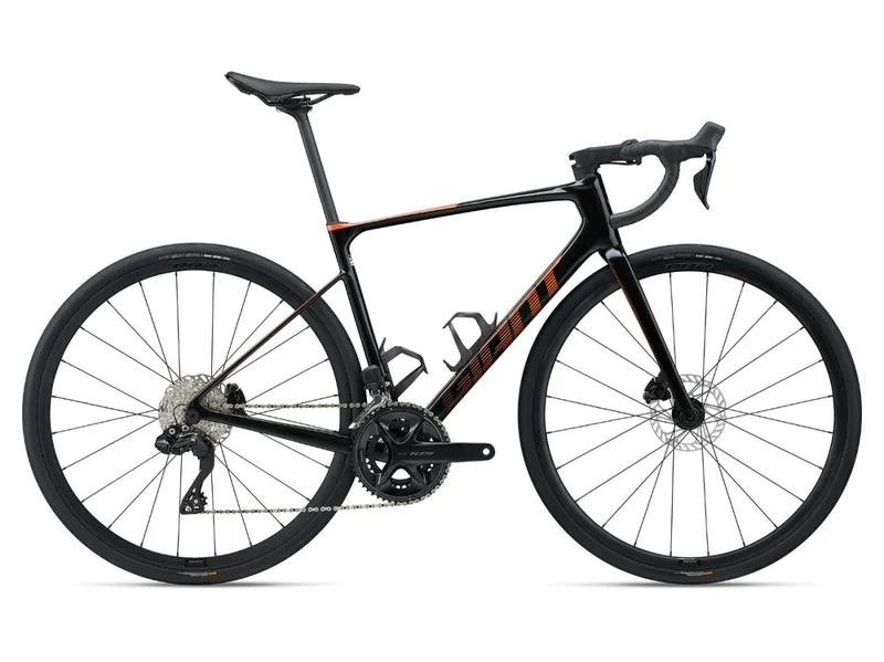 GIANT Vélo de route Defy Advanced 1