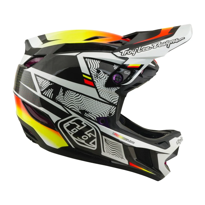 D4 Carbon Helmet Lined up Black