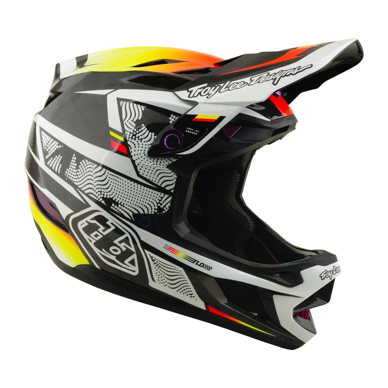 D4 Carbon Helmet Lined up Black