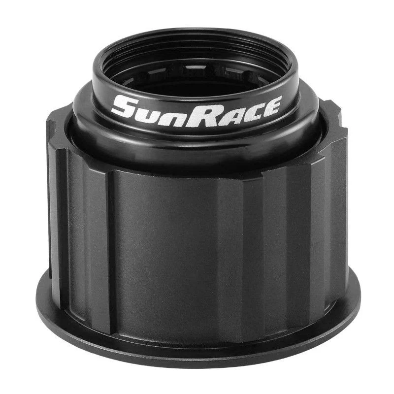 CASSETTE 11V. SUNRACE MX9 10-46 VTT CORPS XD (EMPREINTE SRAM) (LIVRE EN BOITE) METALLIC ARGENT - LIVRE AVEC ADAPTATEUR -
