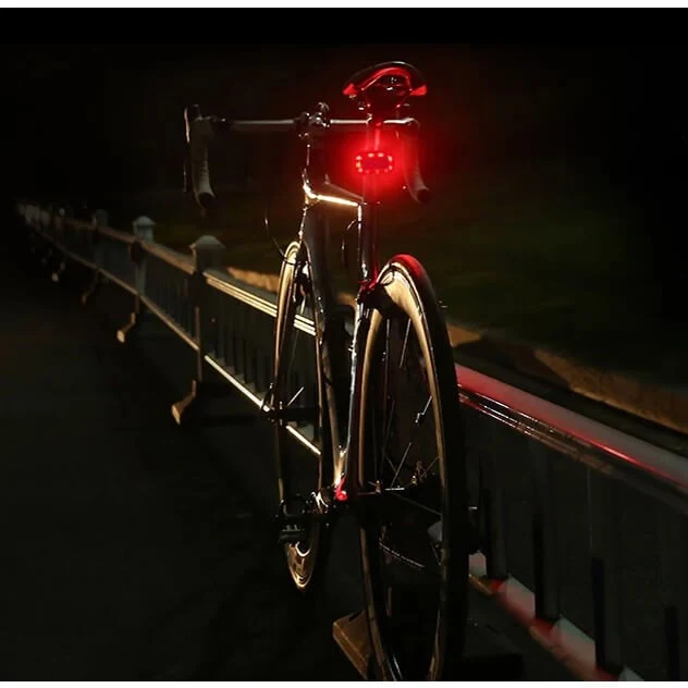 Lumina™ | Feu arriere velo intelligent avec détection de freinage et autonomie prolongée