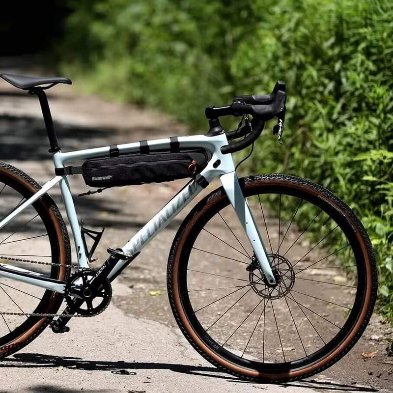 TrekPocket™ | Sacoche cadre velo protection antichoc et étanche