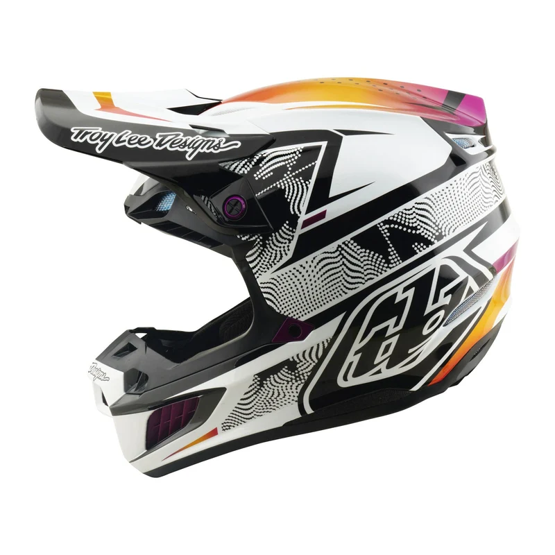 SE5 Composite Helmet Lined up Black
