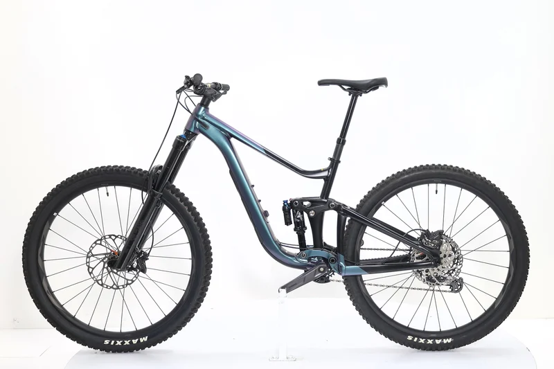 GIANT Reign 1 2024 T.M