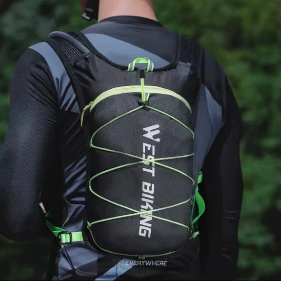 MountainVault™ | Sac a dos velo 7L avec poche à eau de 1.5L et bandes réfléchissantes