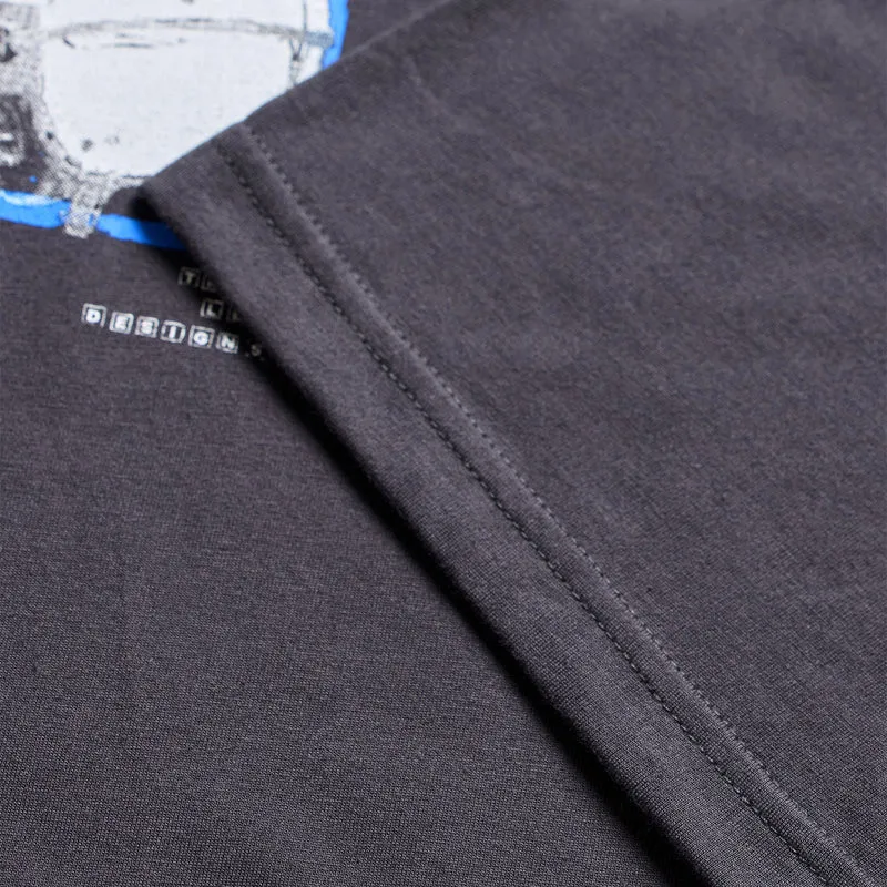 Short Sleeve Tee Portrait Carbon