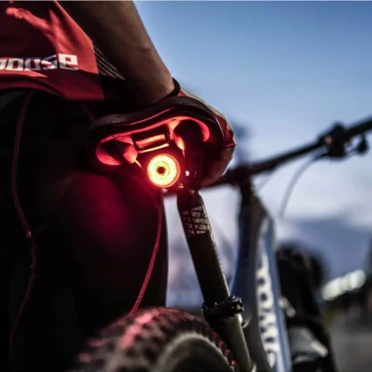 LEDRearLight™ | Feu arriere velo avec détection de freinage automatique