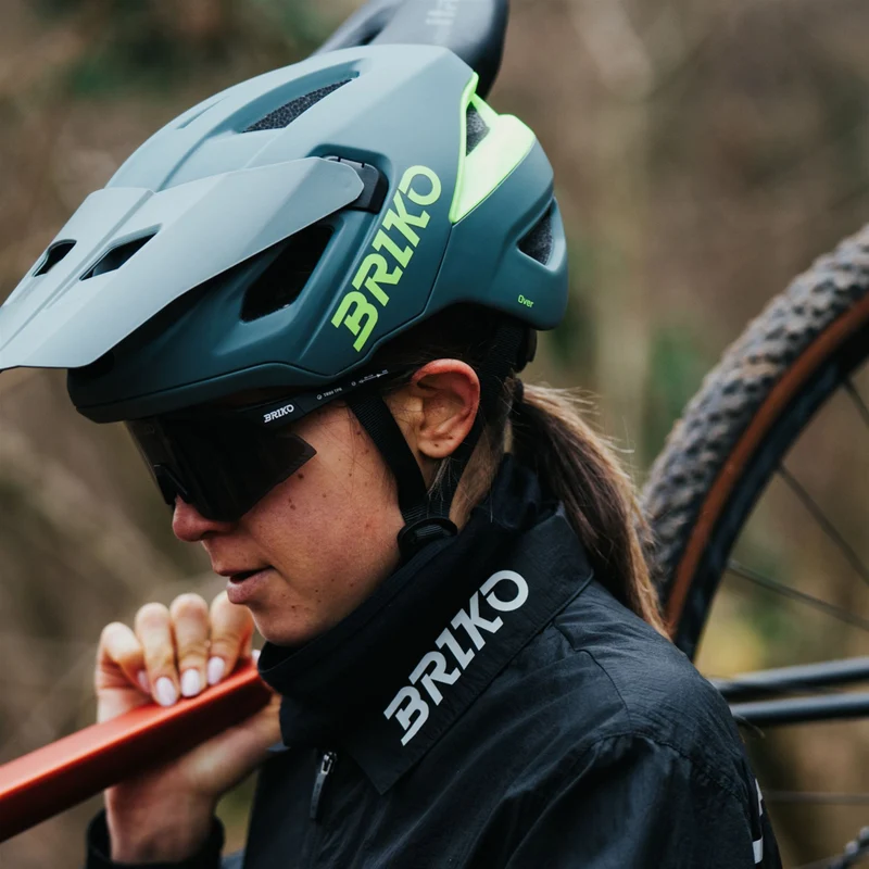 OVER - Helmets - Helmet - Unisex - Matt Corduroy Green-Neon Yellow