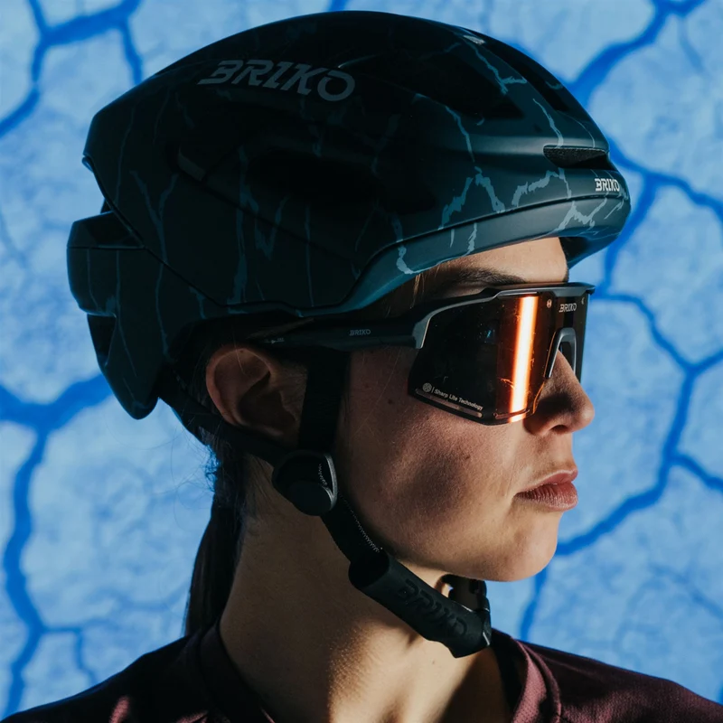 AERO PLUS MIPS - Helmets - Helmet - Unisex - Matt Fiord Blue-Swirl Beige