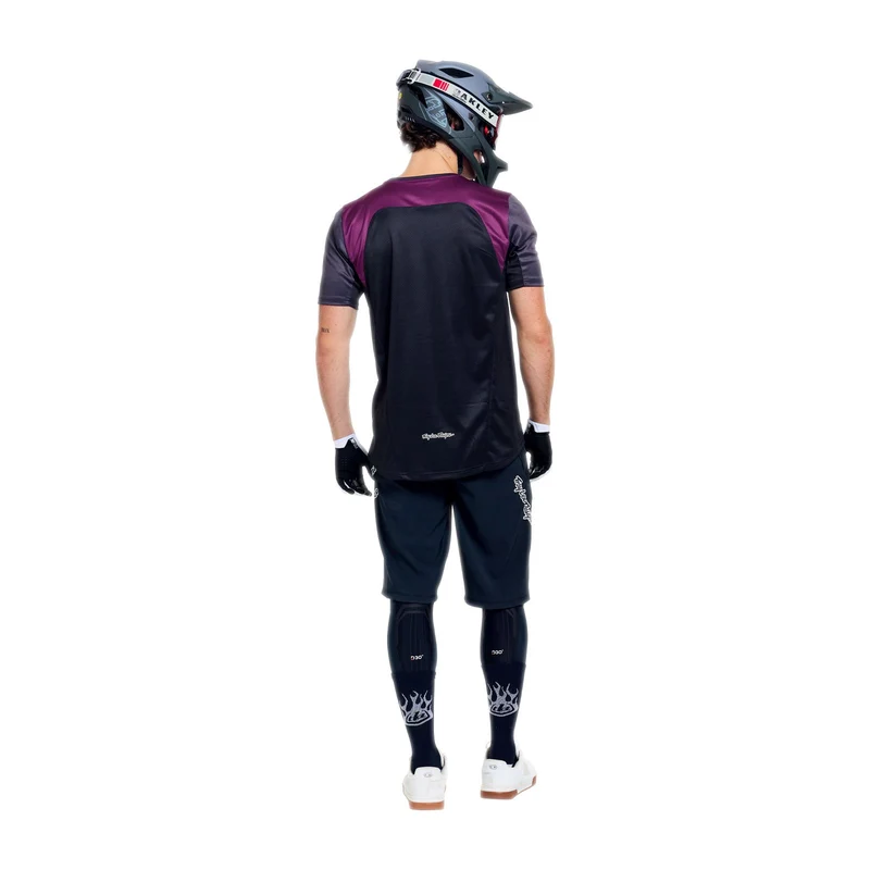 Stage Short Shell Mono Black